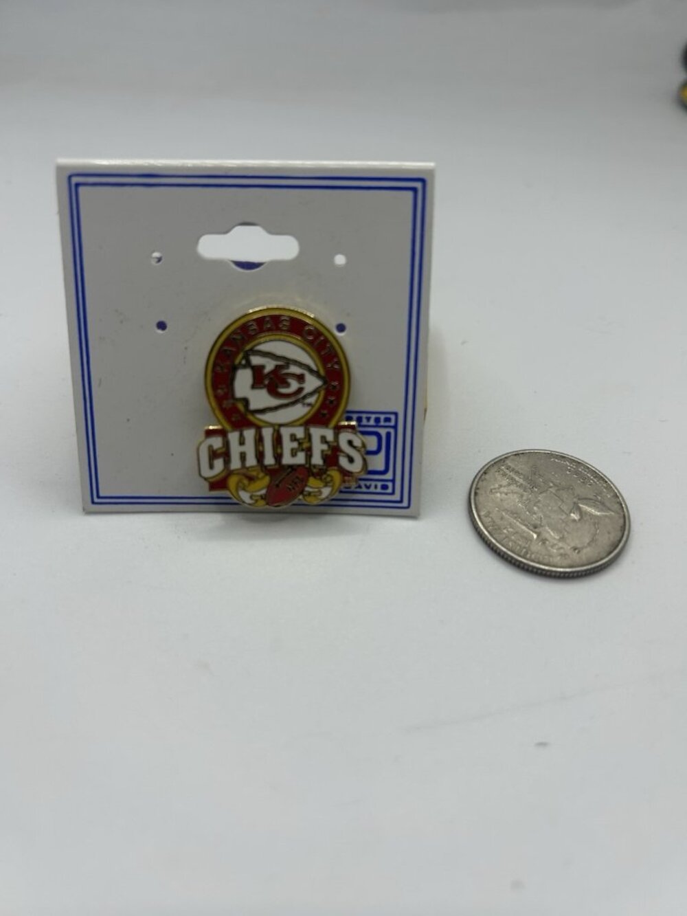 NFL Kansas City Chiefs Lapel Pin (1.5" x 1" x 1") | vintage early 2000s